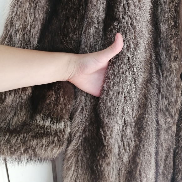 Vintage Fur Coat - Picture 11 of 11